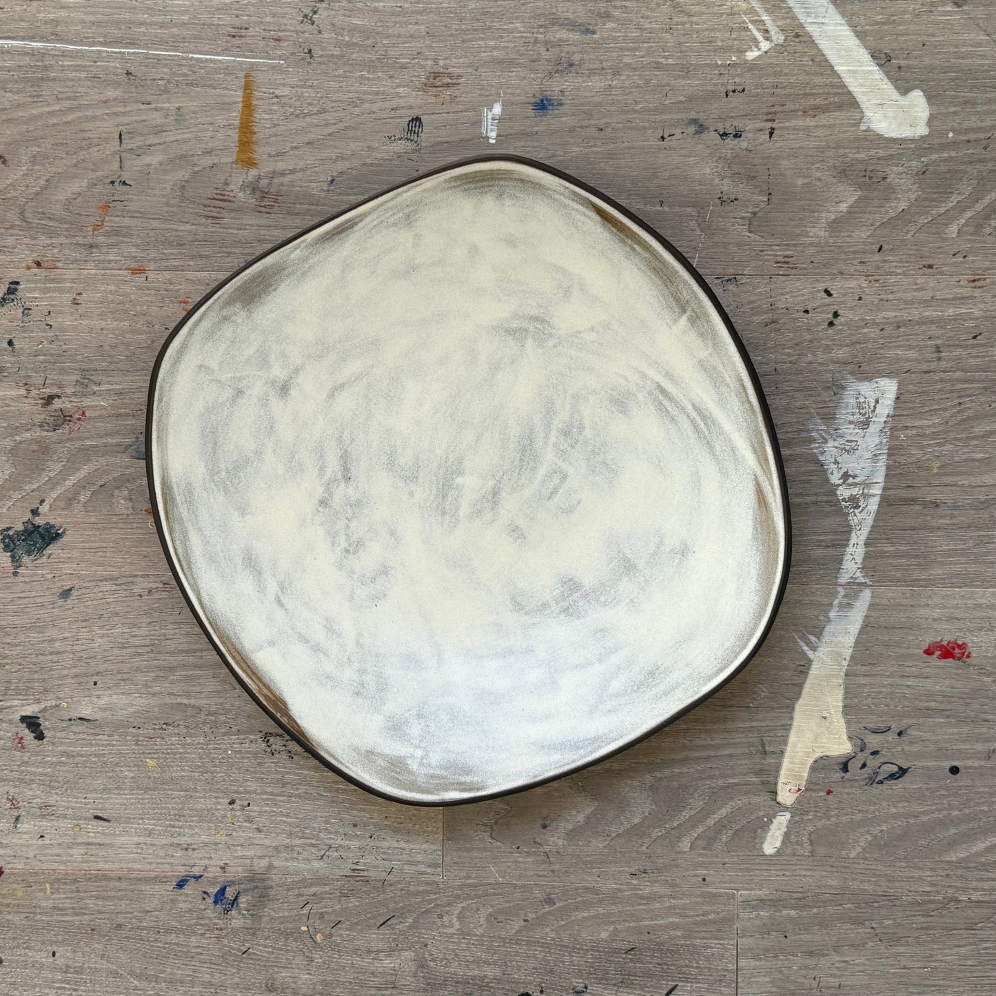 XL Bowl Black pebble · White Shell