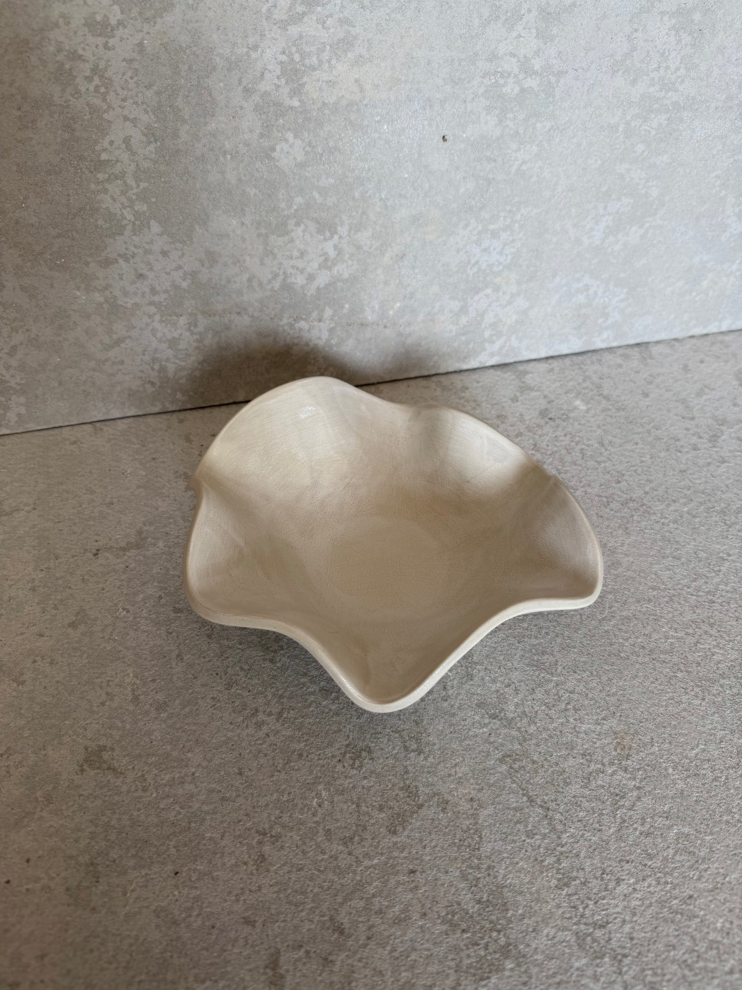 UNFOLD — Ivory (Medium)