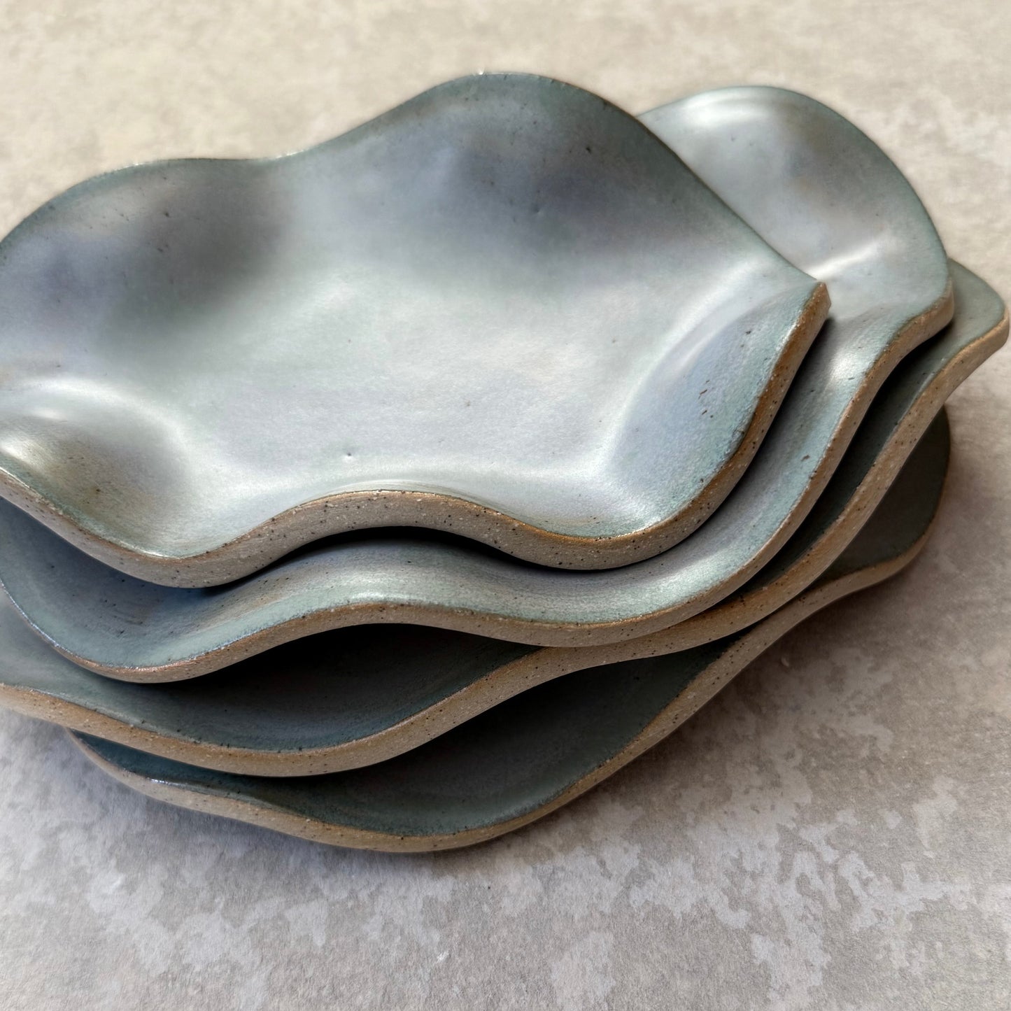 Wave Plate · Stone Blue