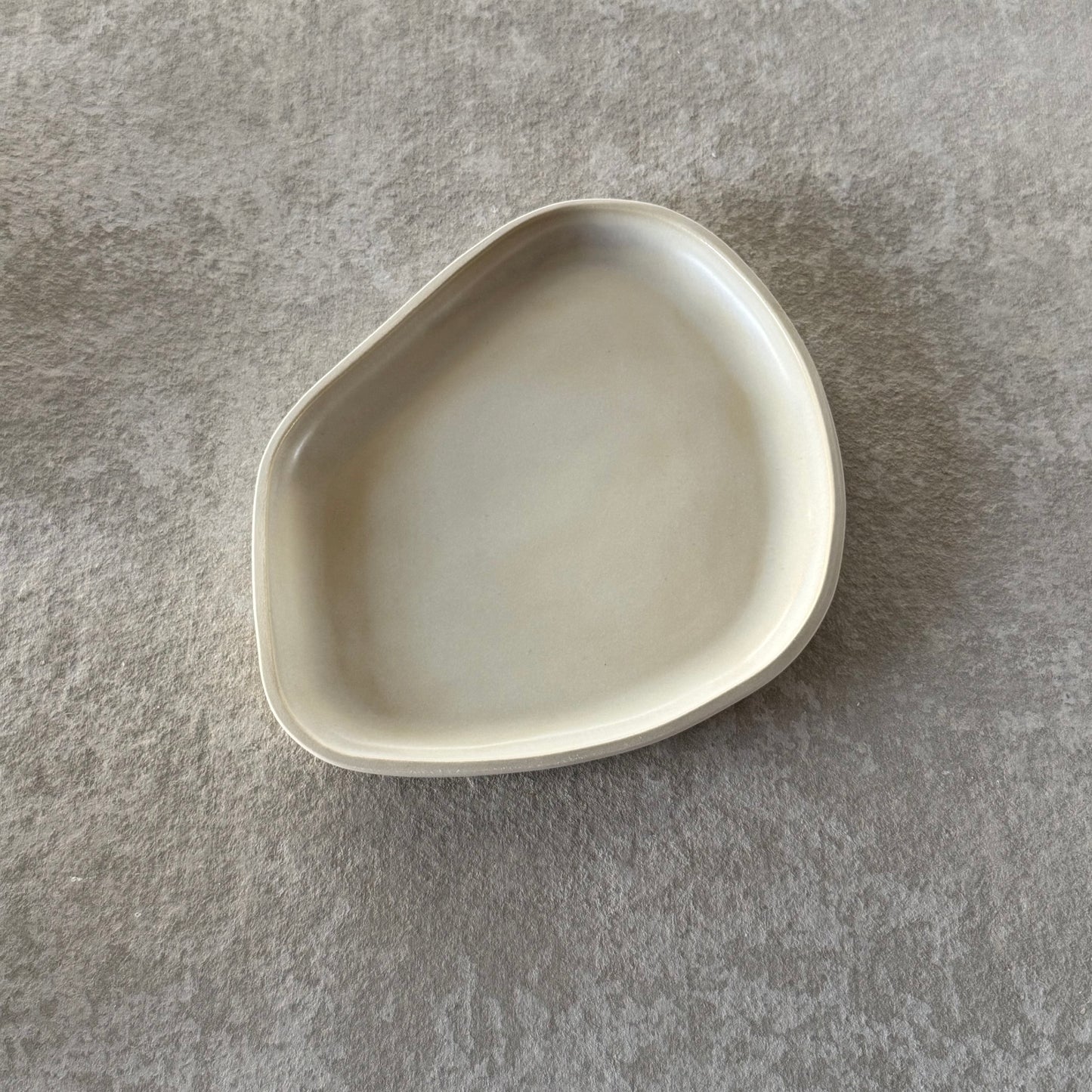 White Shell Plate