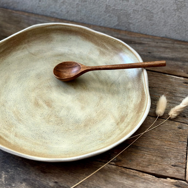 ORGANIC XL Serving Bowl · Sand