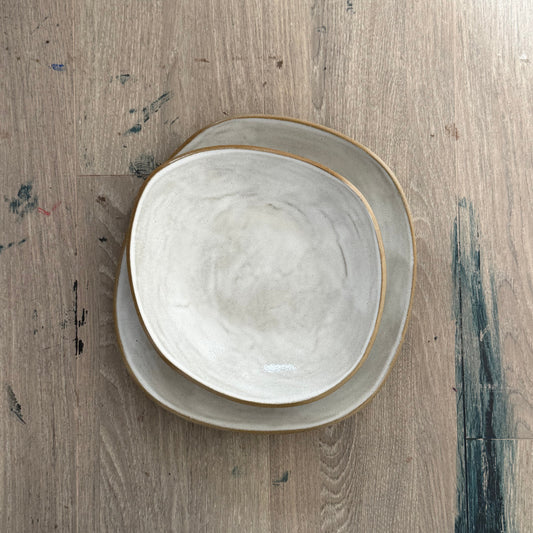 L Bowl Grey Pebble · White Shell