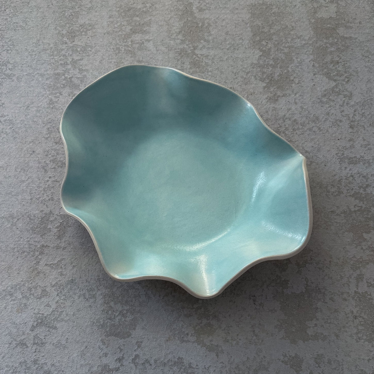 UNFOLD Handmade Ceramic Platter — Cloud Large