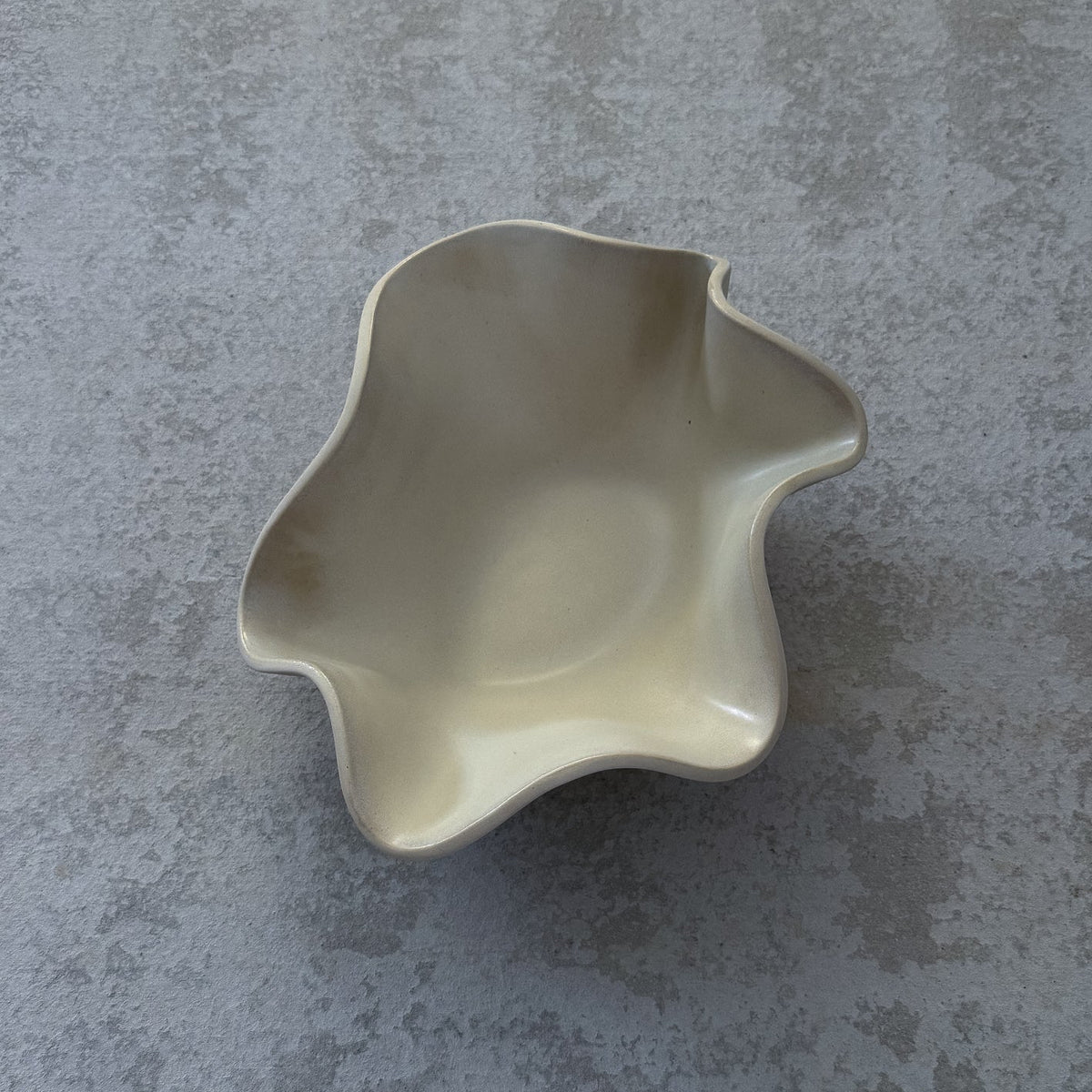 UNFOLD Handmade Ceramic Bowl — White Shell Large