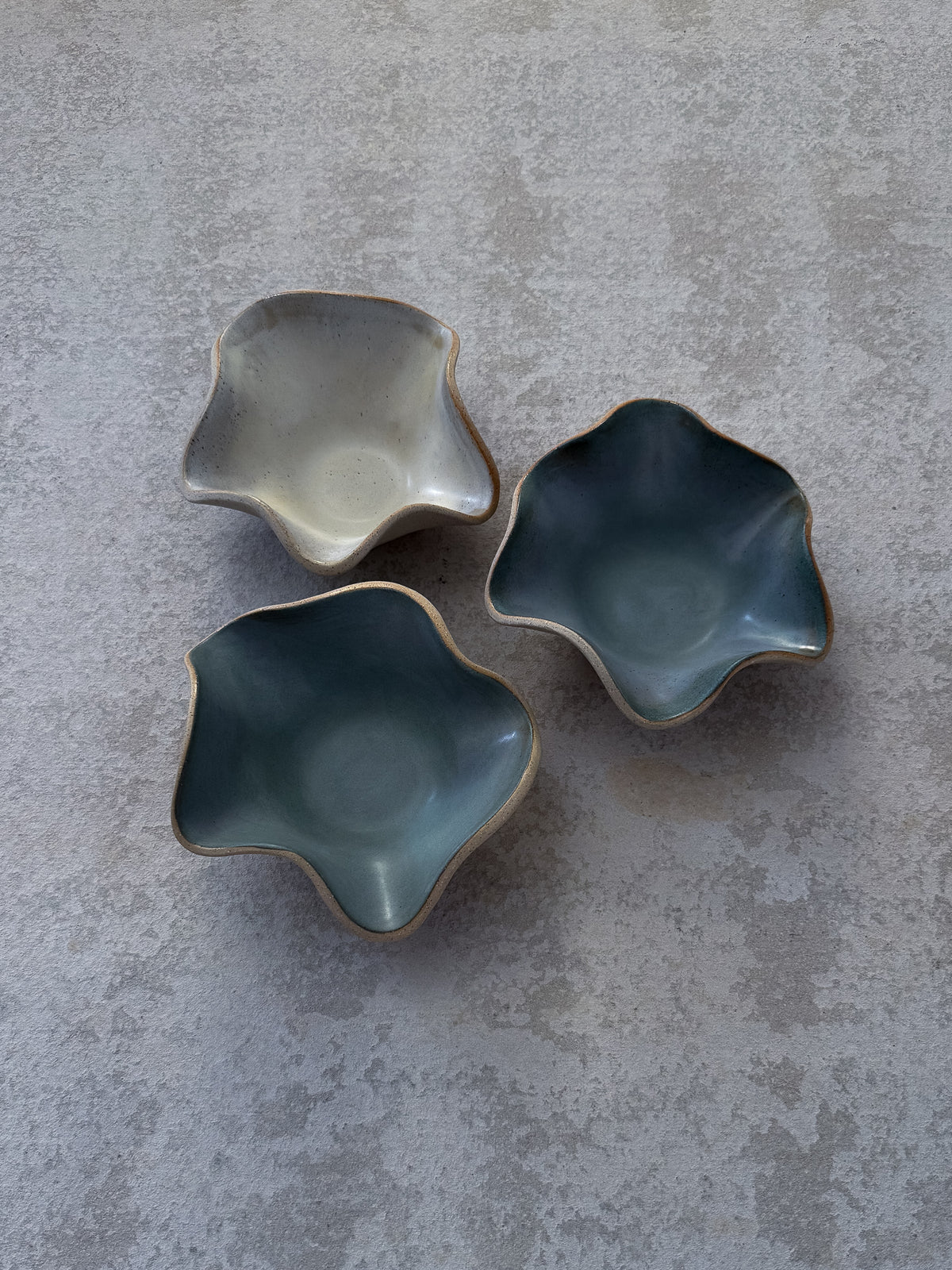 UNFOLD Handmade Ceramic Bowl — Blue Small