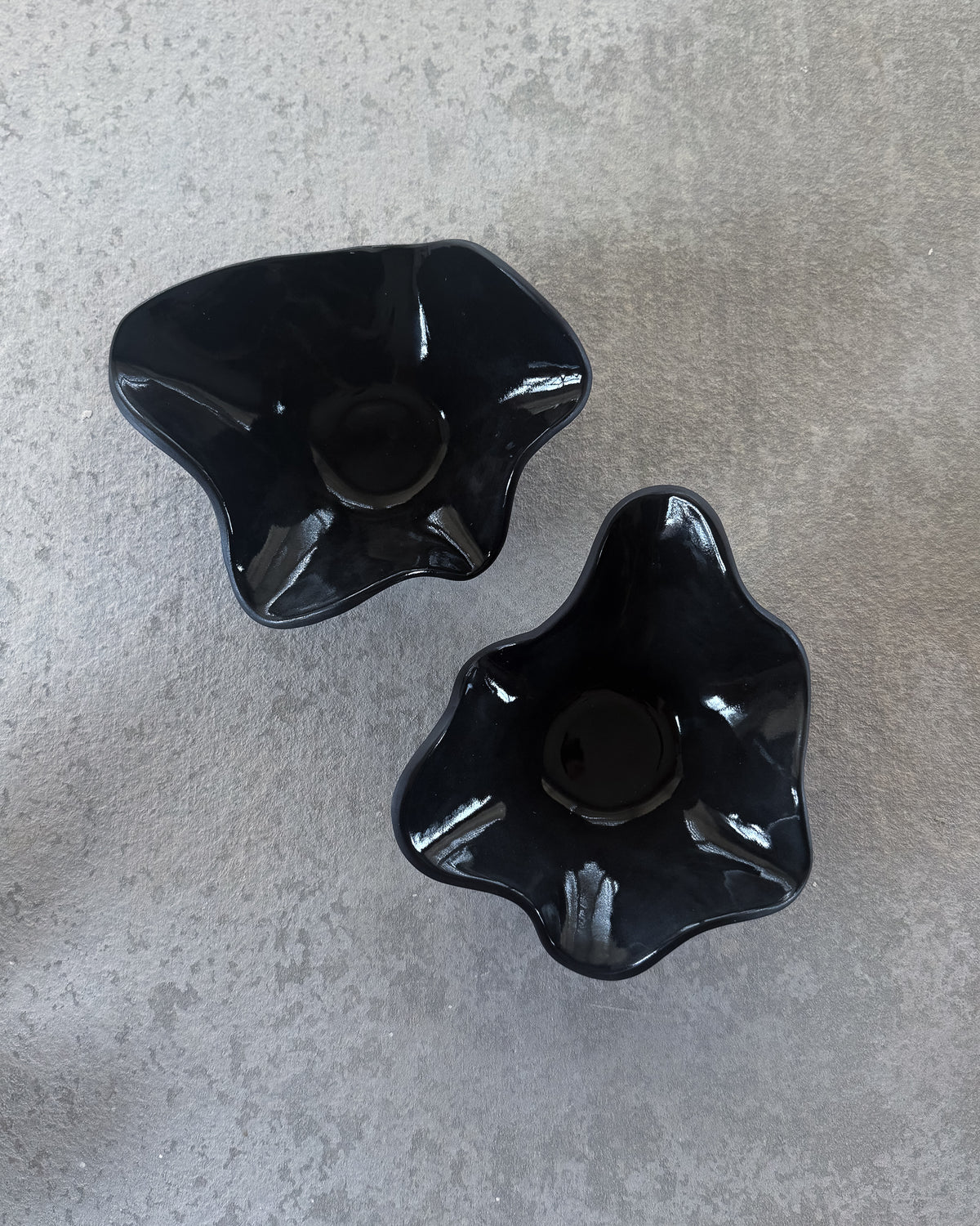 UNFOLD Handmade Ceramic Bowl — Black Small